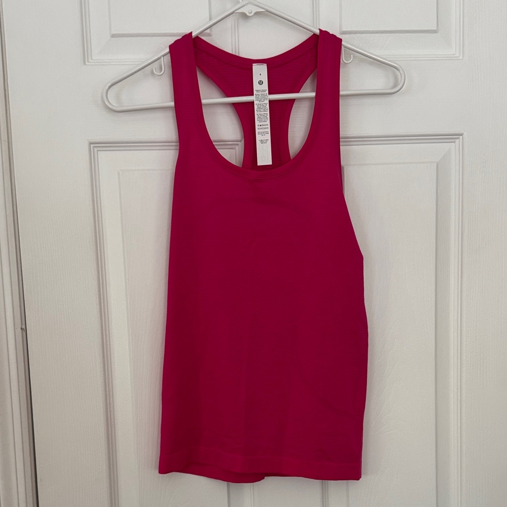 swiftly tech scoopneck tank 2.0